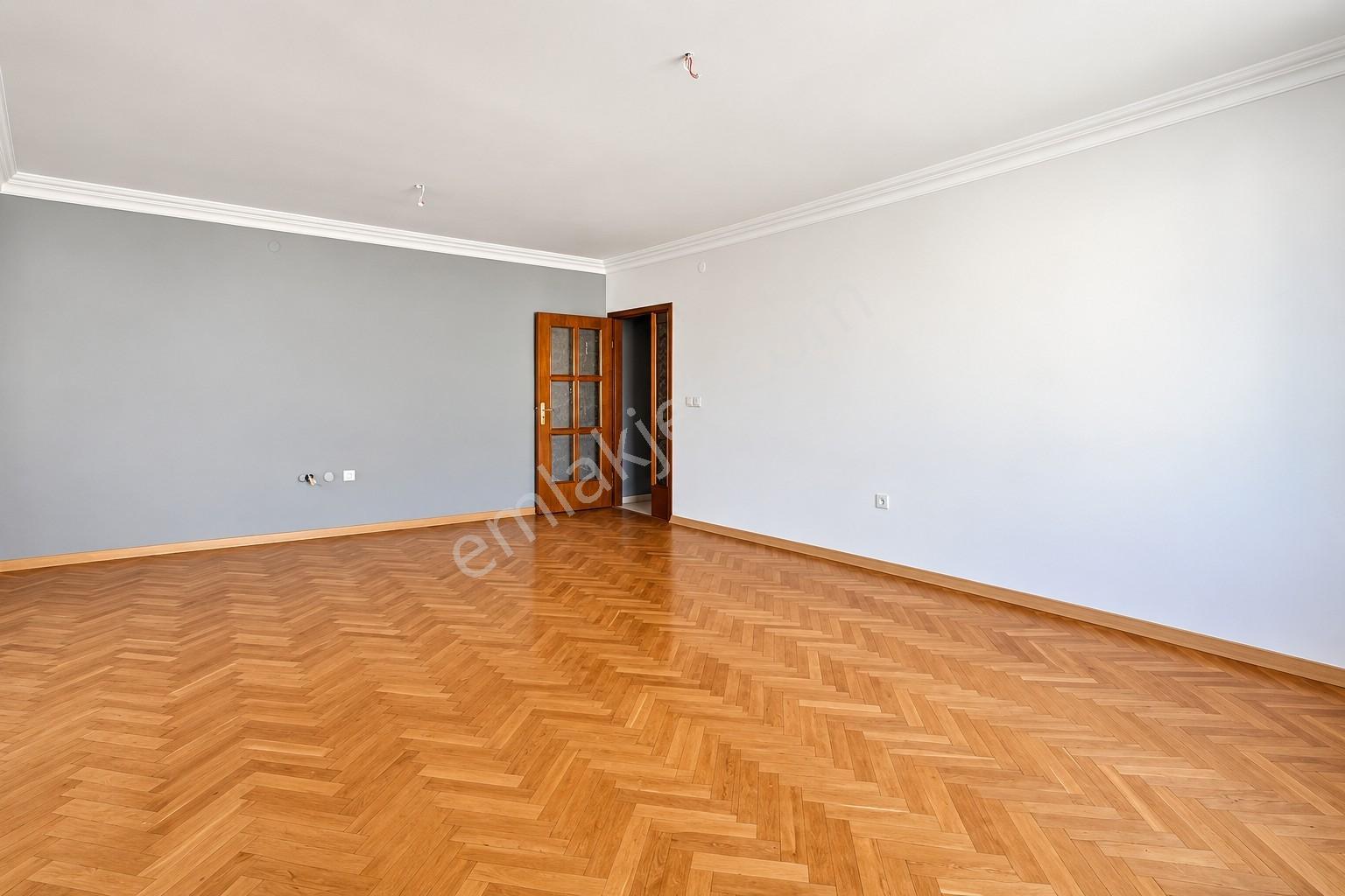Çankaya Sancak'ta Merkezi Konumlu Satılık Ferah 3+1 Daire-140m² — fotoğraf 14