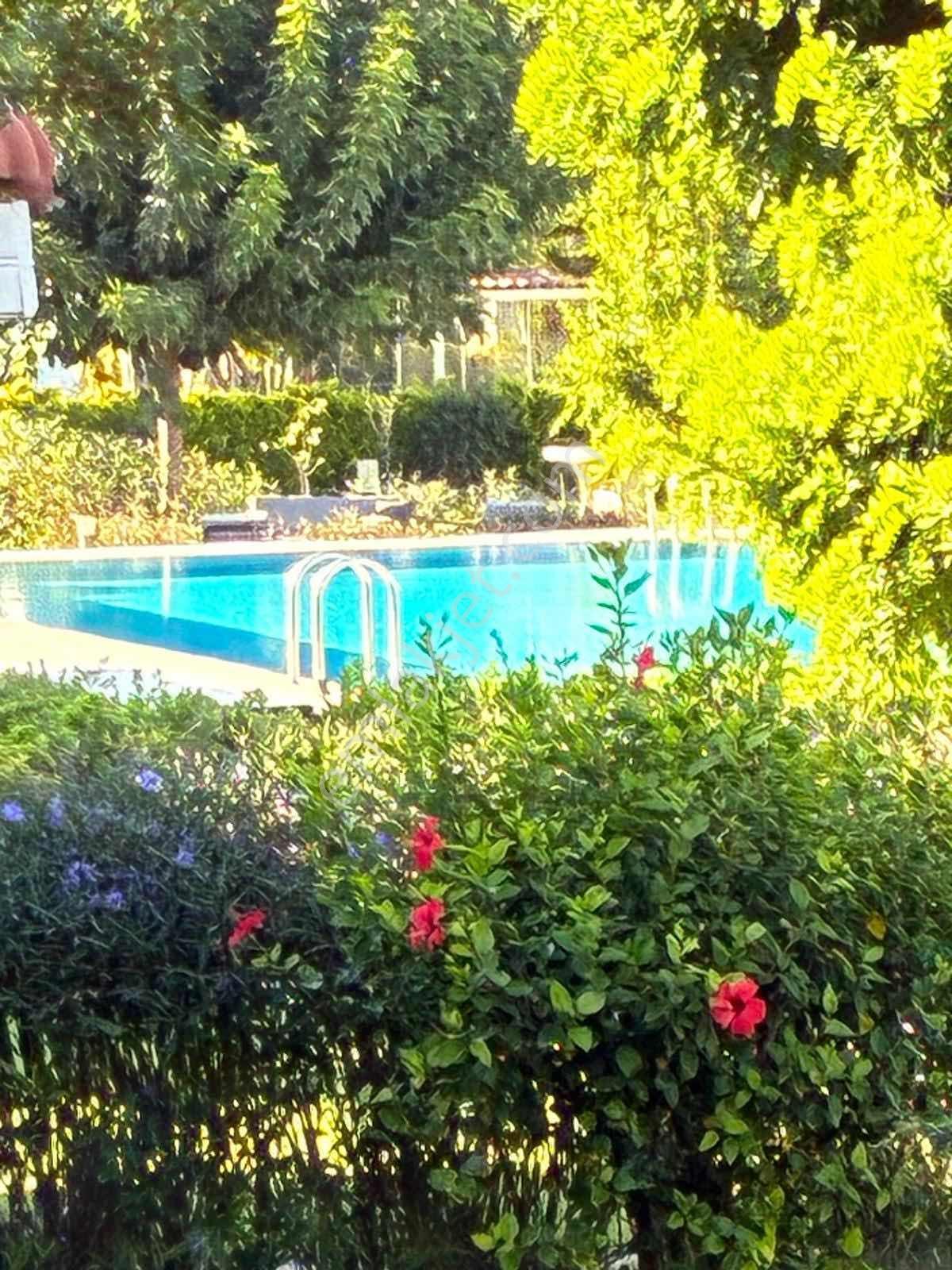 Çeşme Dalyan Cankaya Evleri Geniş Bahçeli Satılık Villa — fotoğraf 17
