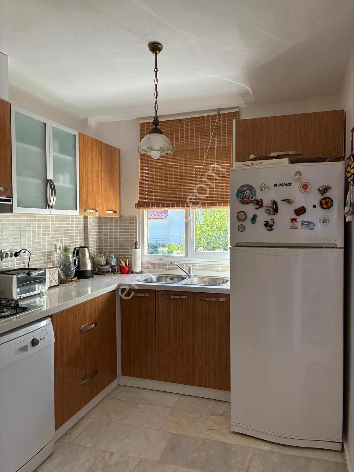 Çeşme Dalyan Cankaya Evleri Geniş Bahçeli Satılık Villa — fotoğraf 18