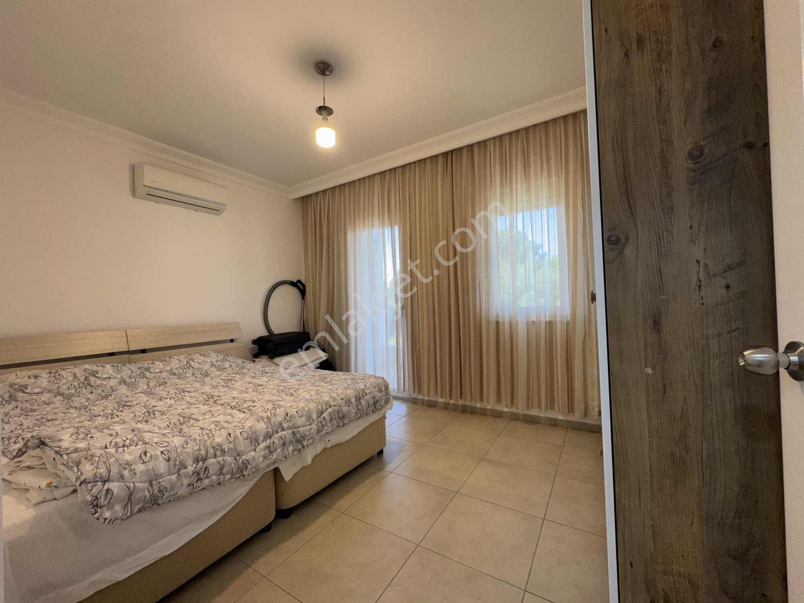 Ilıca Sprınt 2 Sitesinde Eşyalı 2+1 Satılık Daire — fotoğraf 3