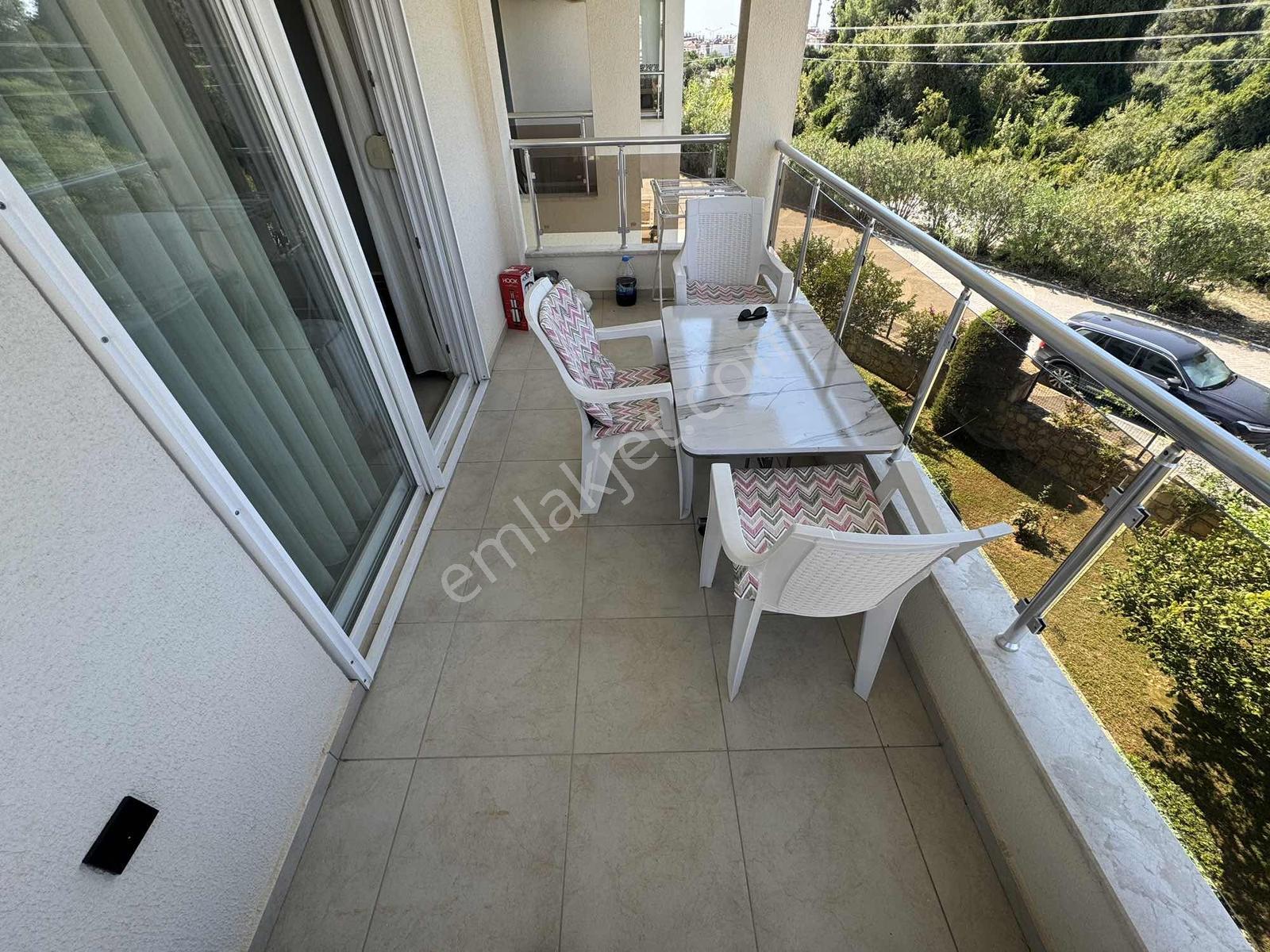 Ilıca Sprınt 2 Sitesinde Eşyalı 2+1 Satılık Daire — fotoğraf 9