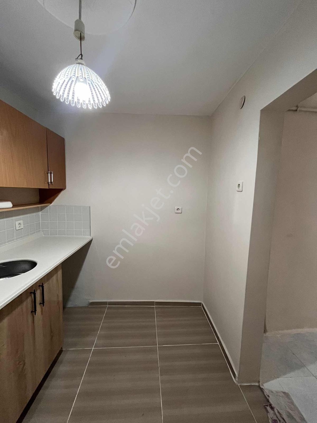 Taksim Bülbül Mahallesinde 1+1 Satılık Daire — fotoğraf 3