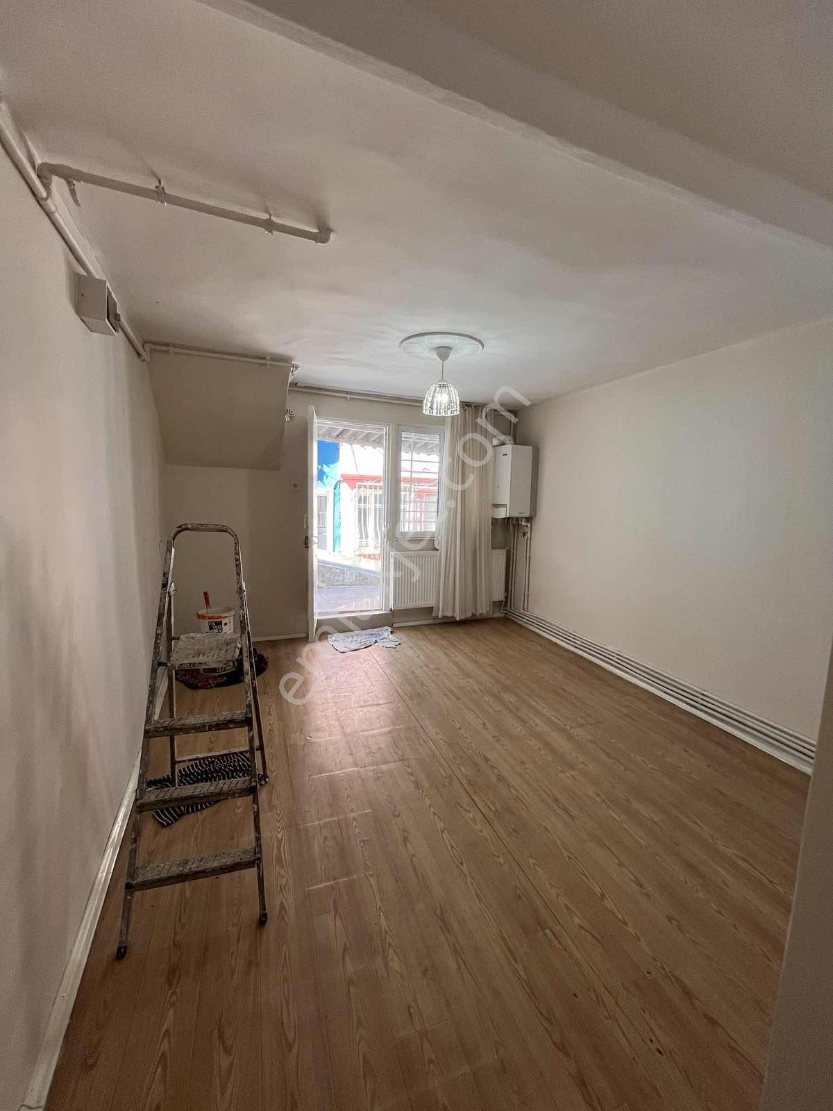Taksim Bülbül Mahallesinde 1+1 Satılık Daire — fotoğraf 11
