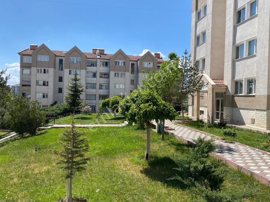 Ulaş Emlak Elvankent Korkut Ata Kongre Merkezi Yanında 2. Katta — fotoğraf 14