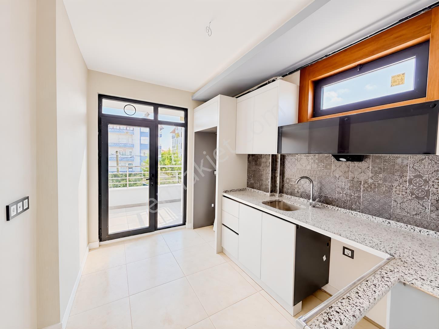 Sille Ak Mahallesi Korcan Caddesinde 2+1 Ara Kat Sıfır Daire — fotoğraf 2