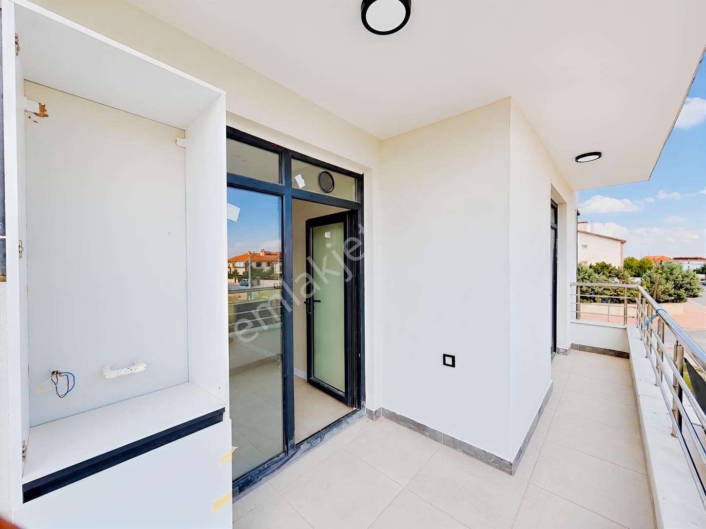 Sille Ak Mahallesi Korcan Caddesinde 2+1 Ara Kat Sıfır Daire — fotoğraf 9