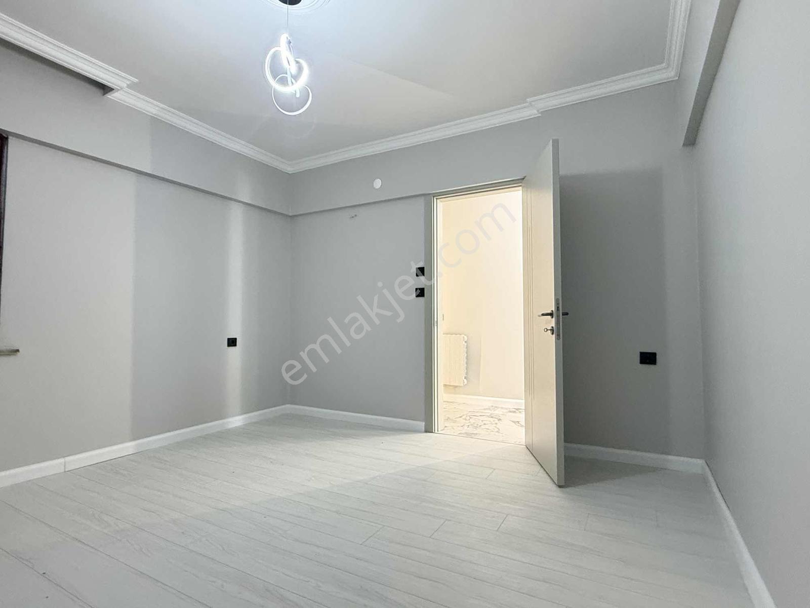 Binyapıdan Kuşpınarda İçi Sıfır Tadilatlı 3+1 Lüks Daire ! — fotoğraf 16