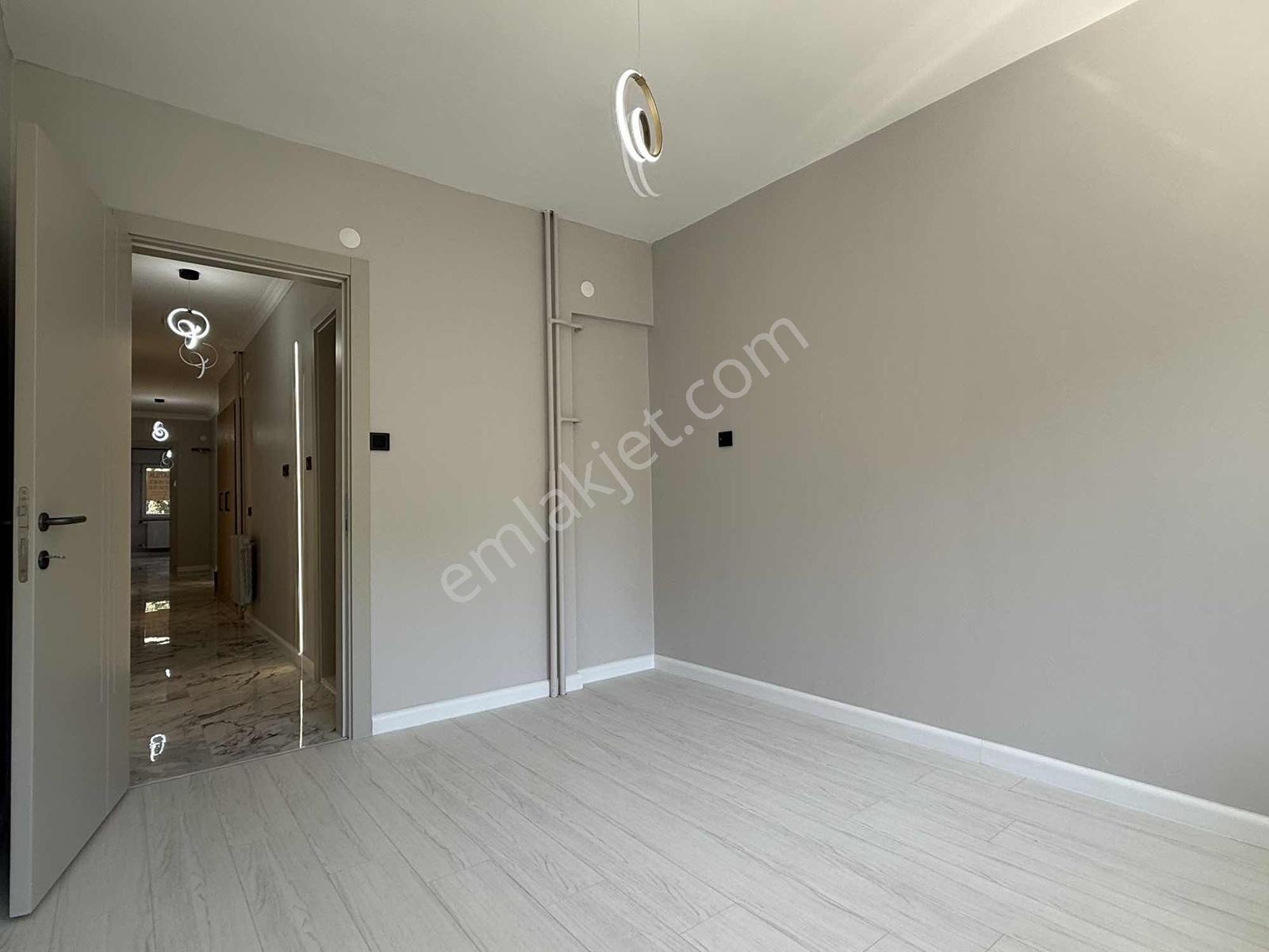 Binyapıdan Kuşpınarda İçi Sıfır Tadilatlı 3+1 Lüks Daire ! — fotoğraf 26