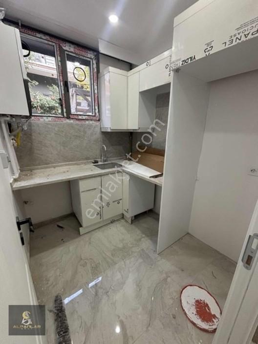 Halkalı Kavaklı Mah. 2+1 Satılık 78m2 Sıfır Bahçe Katı Daire — fotoğraf 5