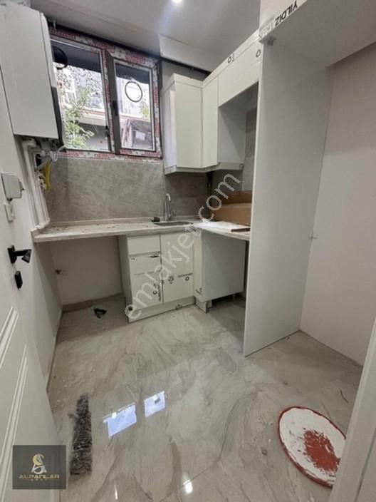 Halkalı Kavaklı Mah. 2+1 Satılık 78m2 Sıfır Bahçe Katı Daire — fotoğraf 6