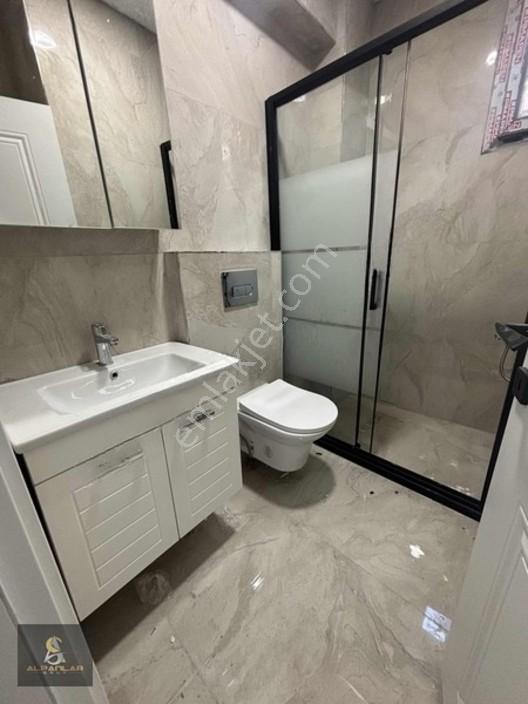 Halkalı Kavaklı Mah. 2+1 Satılık 78m2 Sıfır Bahçe Katı Daire — fotoğraf 7