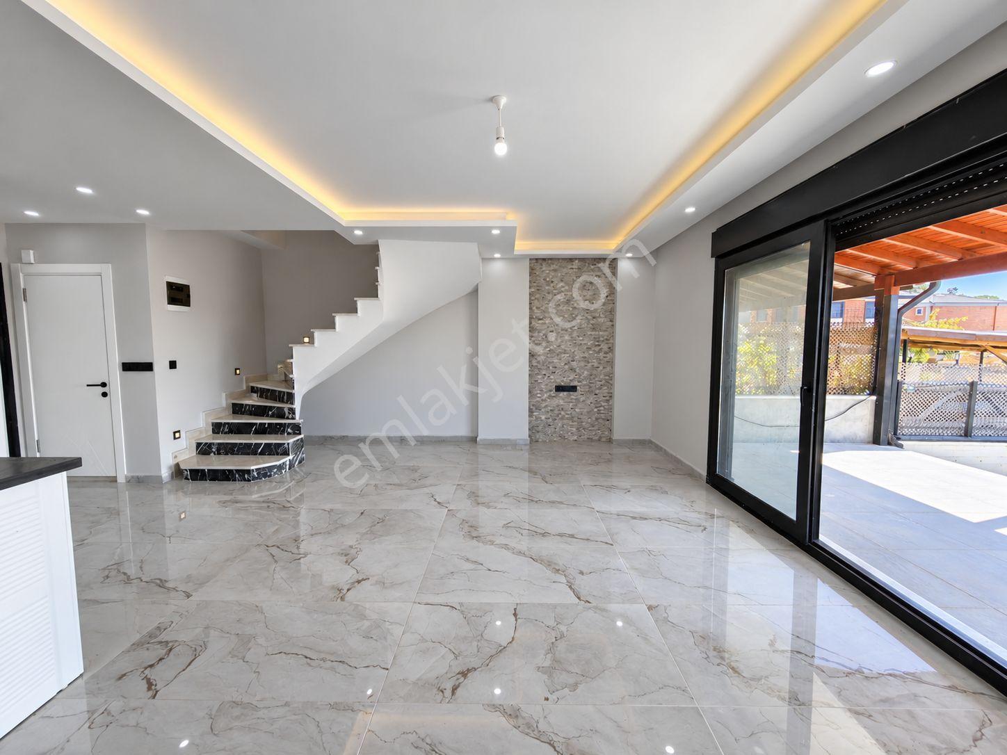 No:10 Gayrimenkul’Den Denize 300 M, Köşe Parsel, Tam Müstakil, Sıfır 3+1 Dubleks Villa — fotoğraf 12