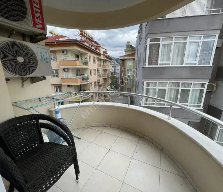 Alanya Kızlar Pınarı Mah 1+1 Eşyalı Daire Denize 600m — fotoğraf 2