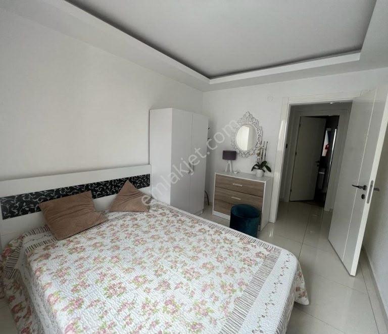 Alanya Kızlar Pınarı Mah 1+1 Eşyalı Daire Denize 600m — fotoğraf 3