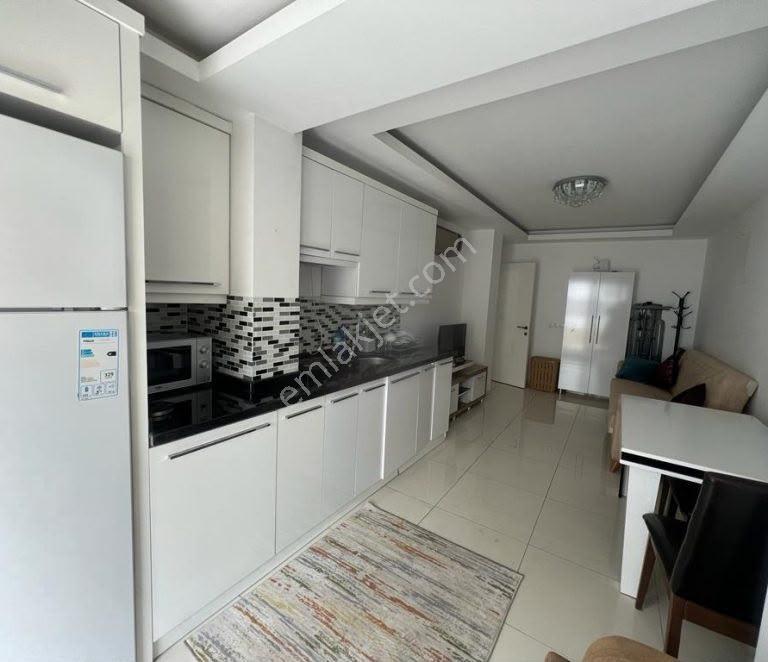 Alanya Kızlar Pınarı Mah 1+1 Eşyalı Daire Denize 600m — fotoğraf 4