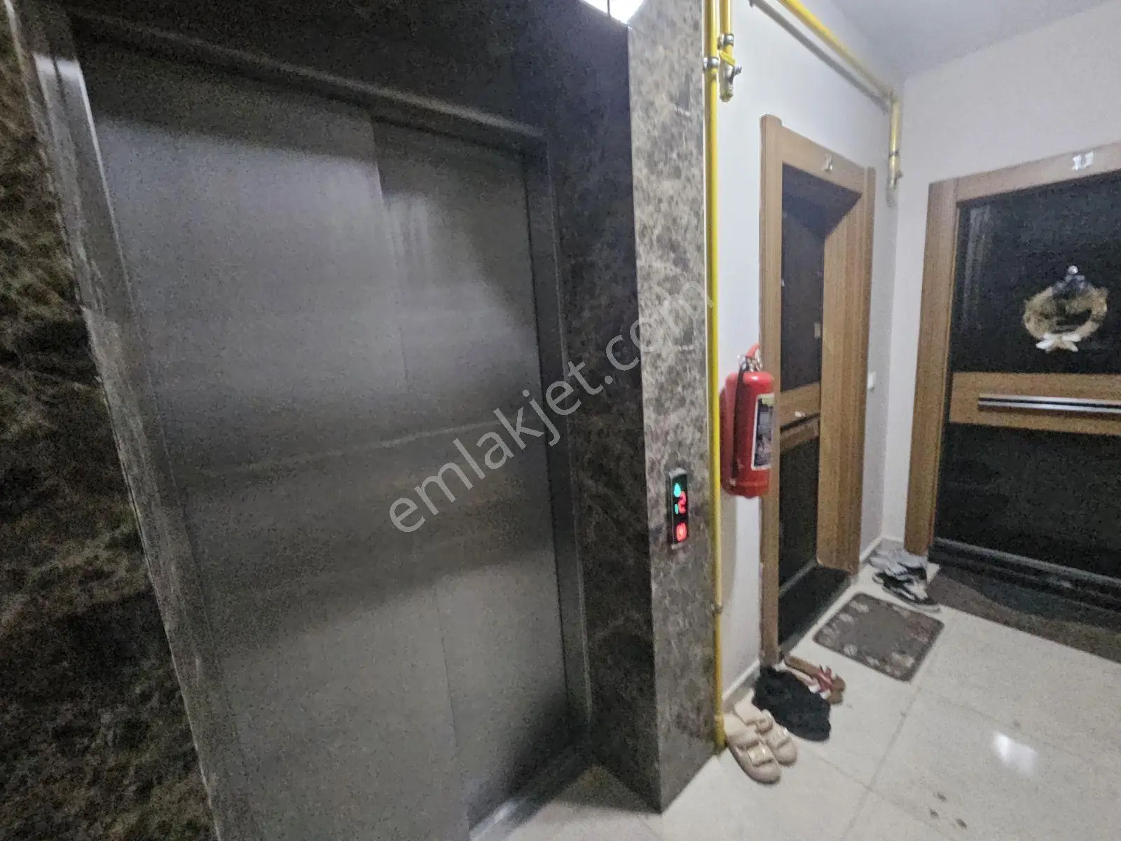Söke Atatürk Mahallesinde Satılık 4+2 Dublex Daire — fotoğraf 3