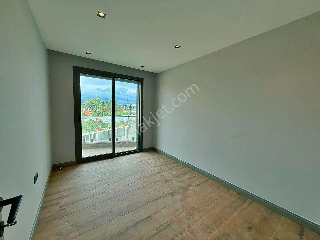 Uytundan Burhaniye Ören'de Ultralüks Sitede 3+1 Satılık Daire — fotoğraf 25