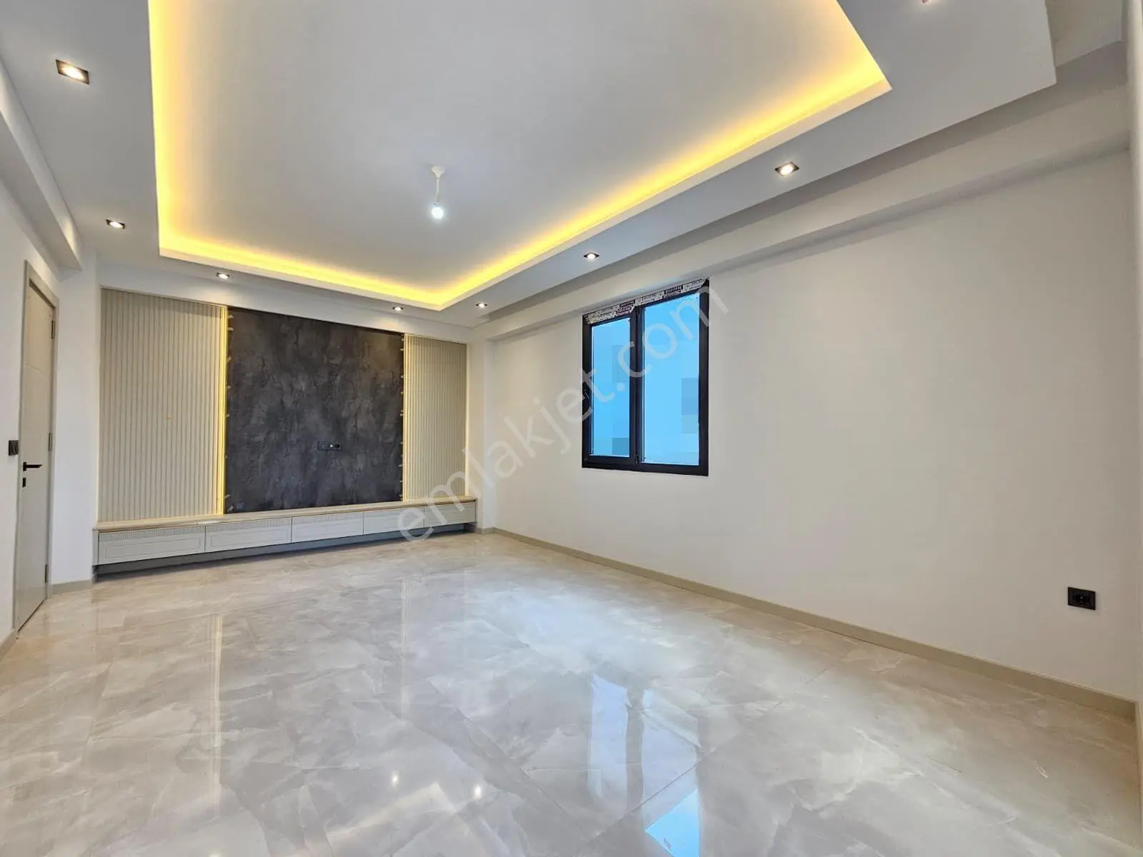 Denizli Çakmak Ta Harika Konumda 2+1 130 M2 Ebeveyn Banyolu Kaçırılmayacak Lüks...