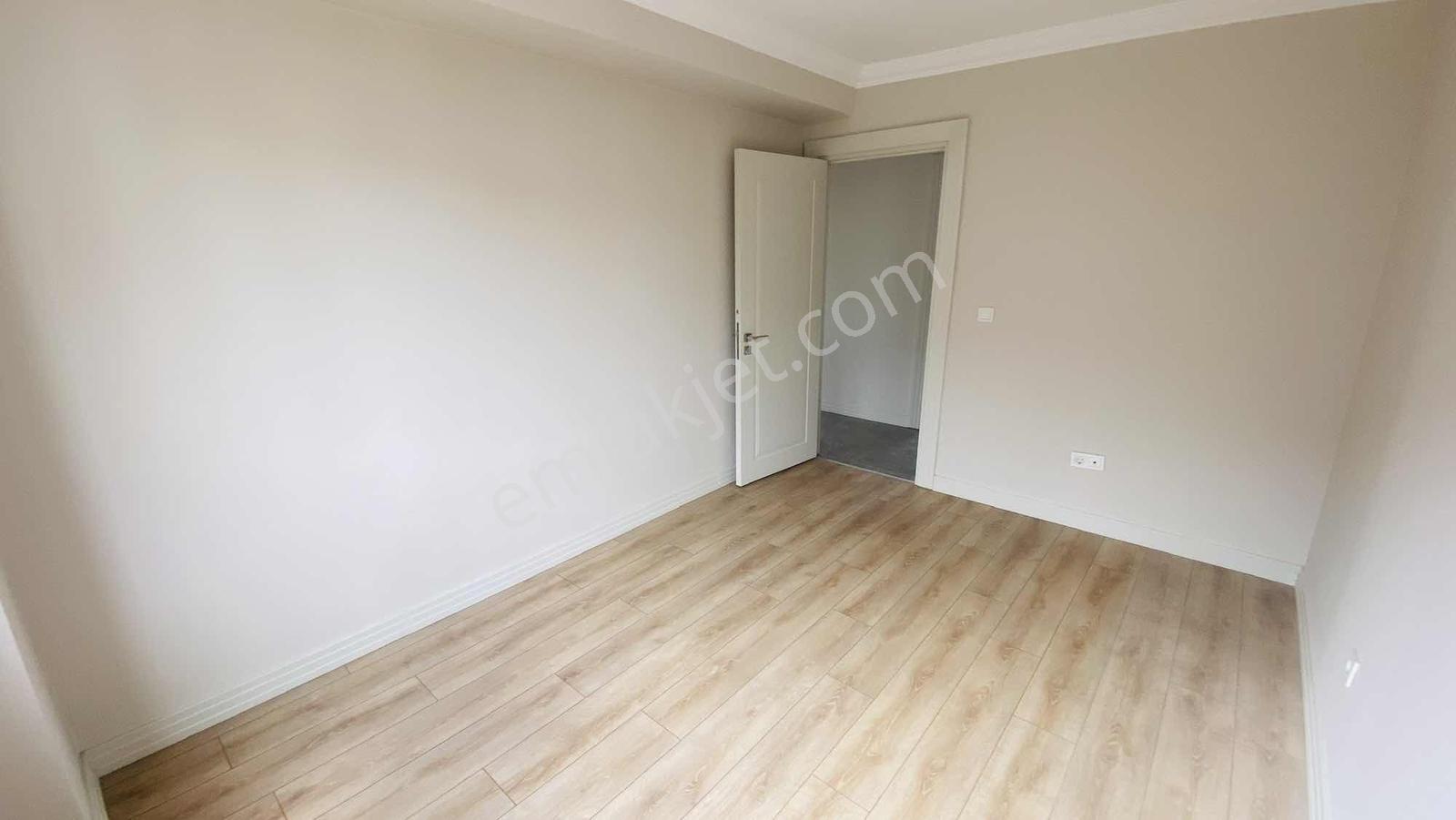 Pendik Kurtköy'de 3+1 Ebeveyn Banyolu Nezih Sitede Geniş Daire — fotoğraf 22
