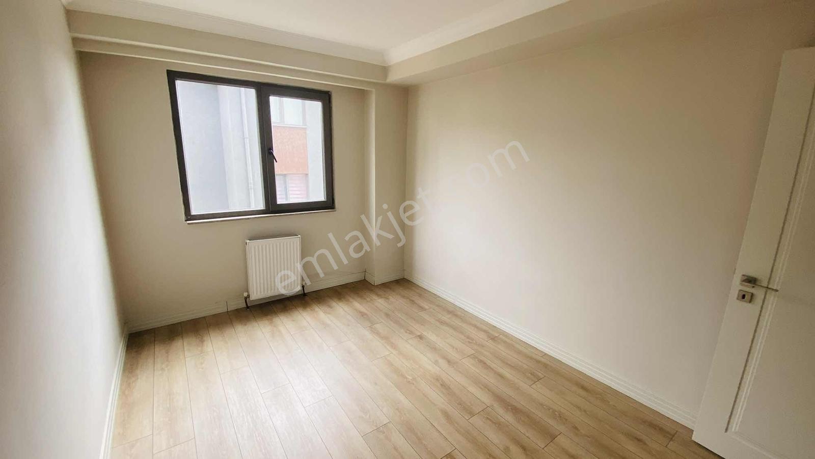 Pendik Kurtköy'de 3+1 Ebeveyn Banyolu Nezih Sitede Geniş Daire — fotoğraf 23
