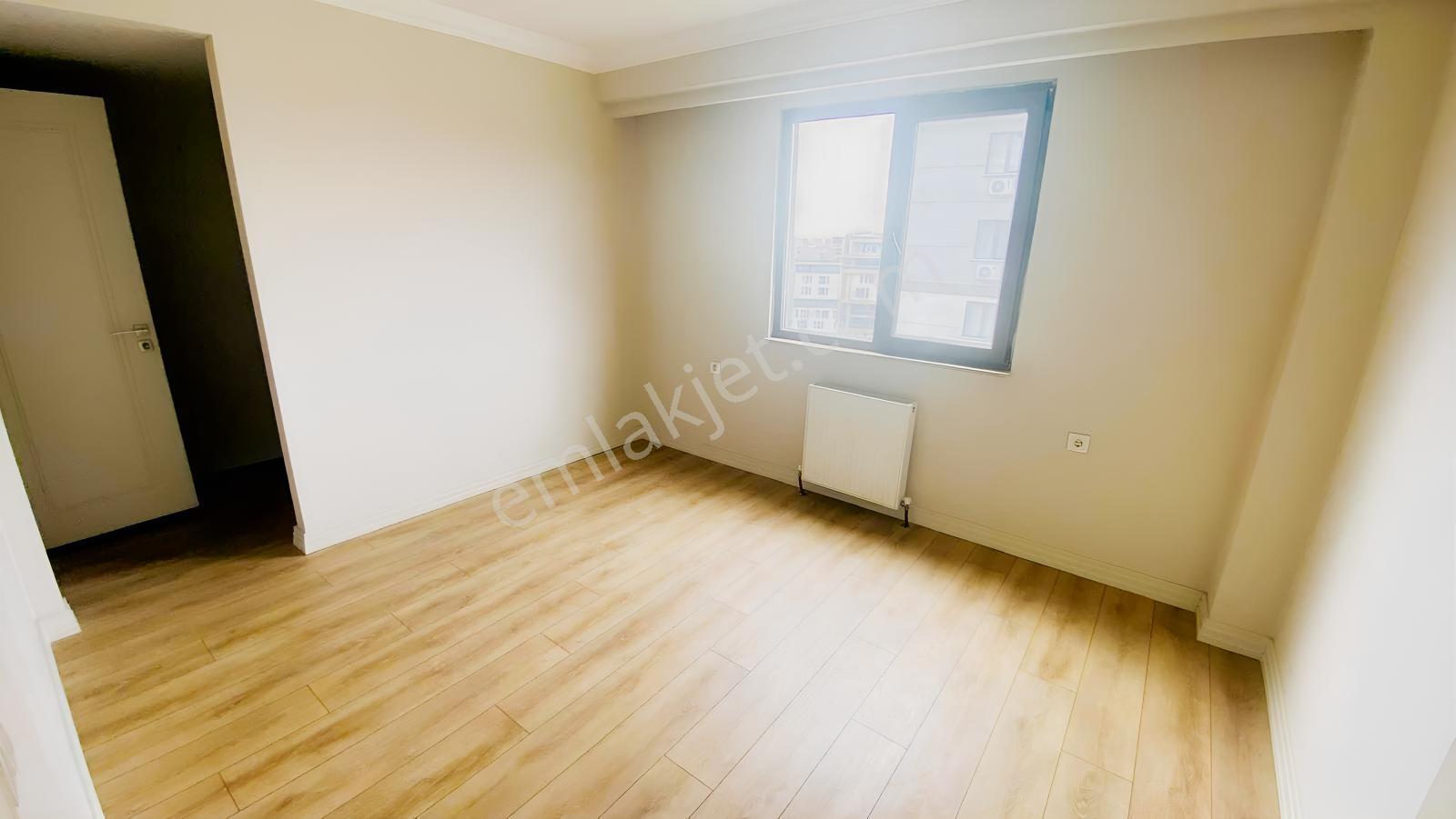 Pendik Kurtköy'de 3+1 Ebeveyn Banyolu Nezih Sitede Geniş Daire — fotoğraf 27