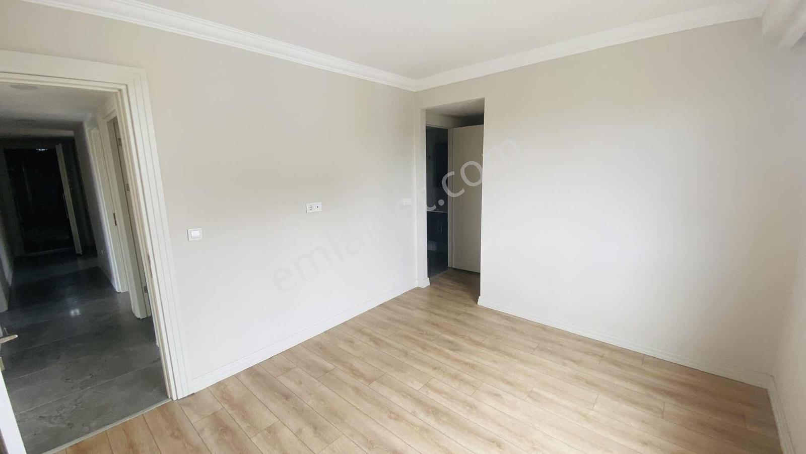 Pendik Kurtköy'de 3+1 Ebeveyn Banyolu Nezih Sitede Geniş Daire — fotoğraf 28