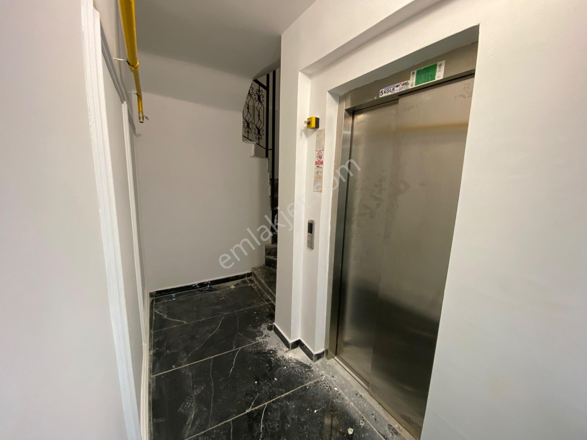Furkan Emlak’tan Unkapanı Mah.2+1 95m2 1.kat Sıfır Daire — fotoğraf 14