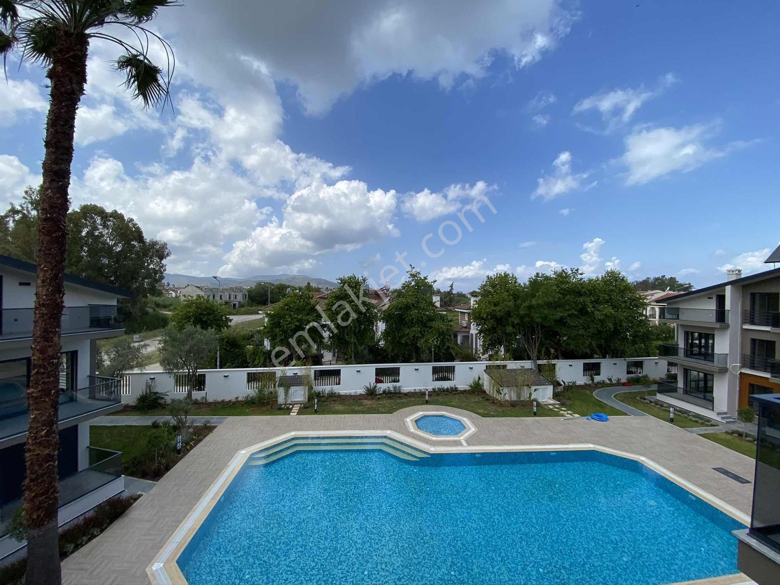 Fethiye Foça Mahallesinde Körfez Palm Sitesi'nde 2+1 Dubleks — fotoğraf 17
