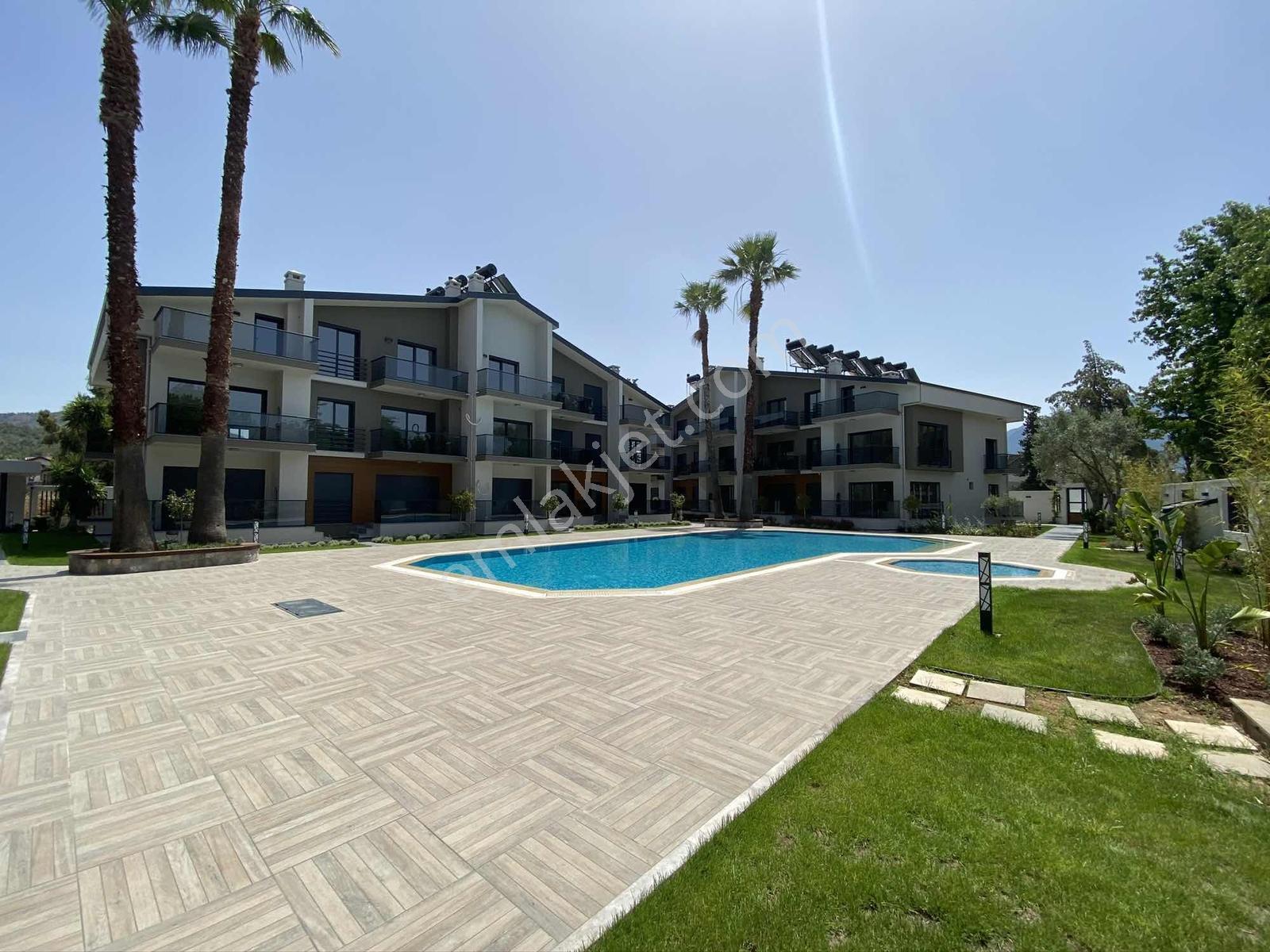 Fethiye Foça Mahallesinde Körfez Palm Sitesi'nde 2+1 Dubleks — fotoğraf 25