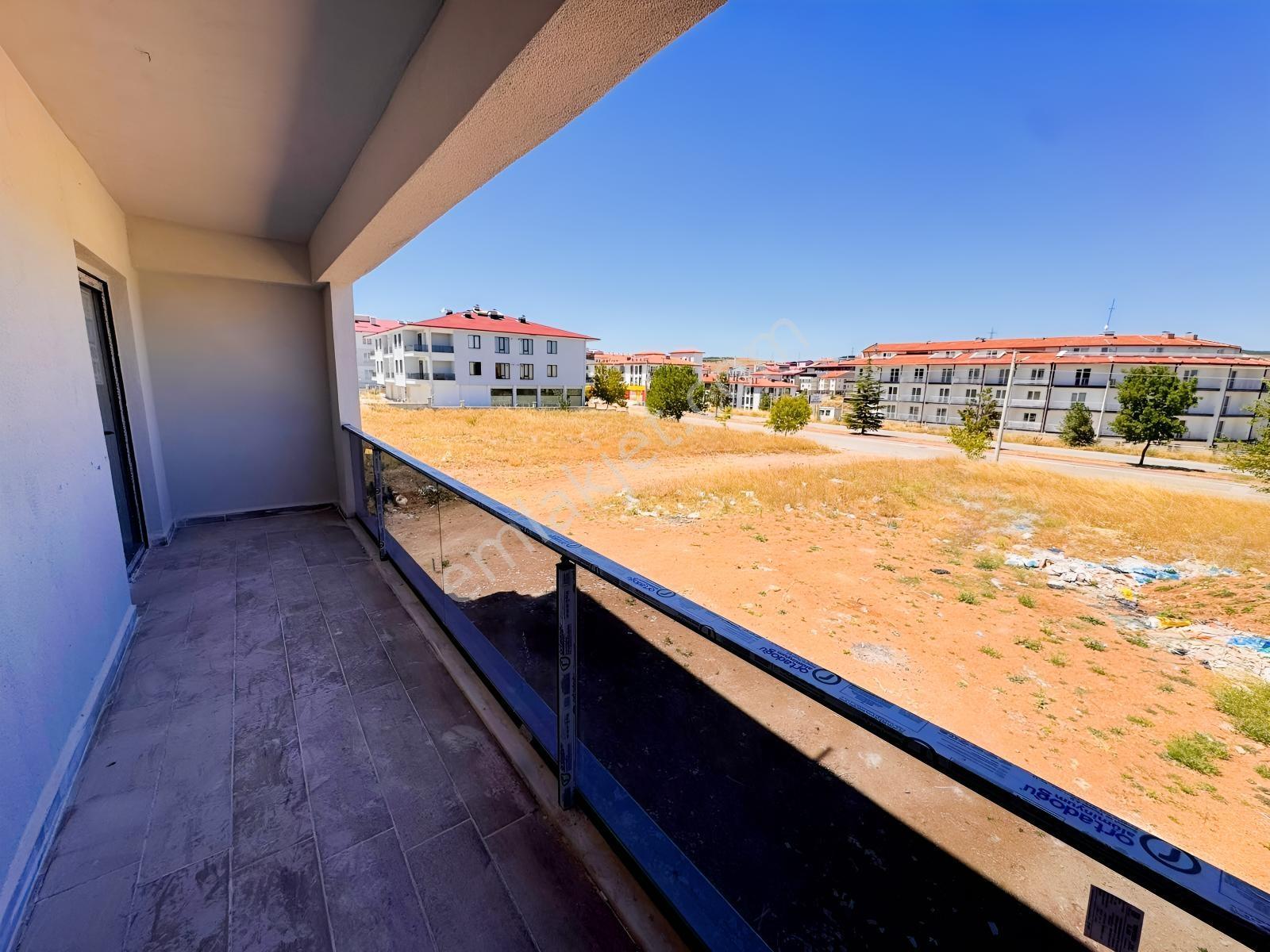 Blue Emlaktan Üniversite Bölgesinde Satılık Apart Daireler — fotoğraf 4