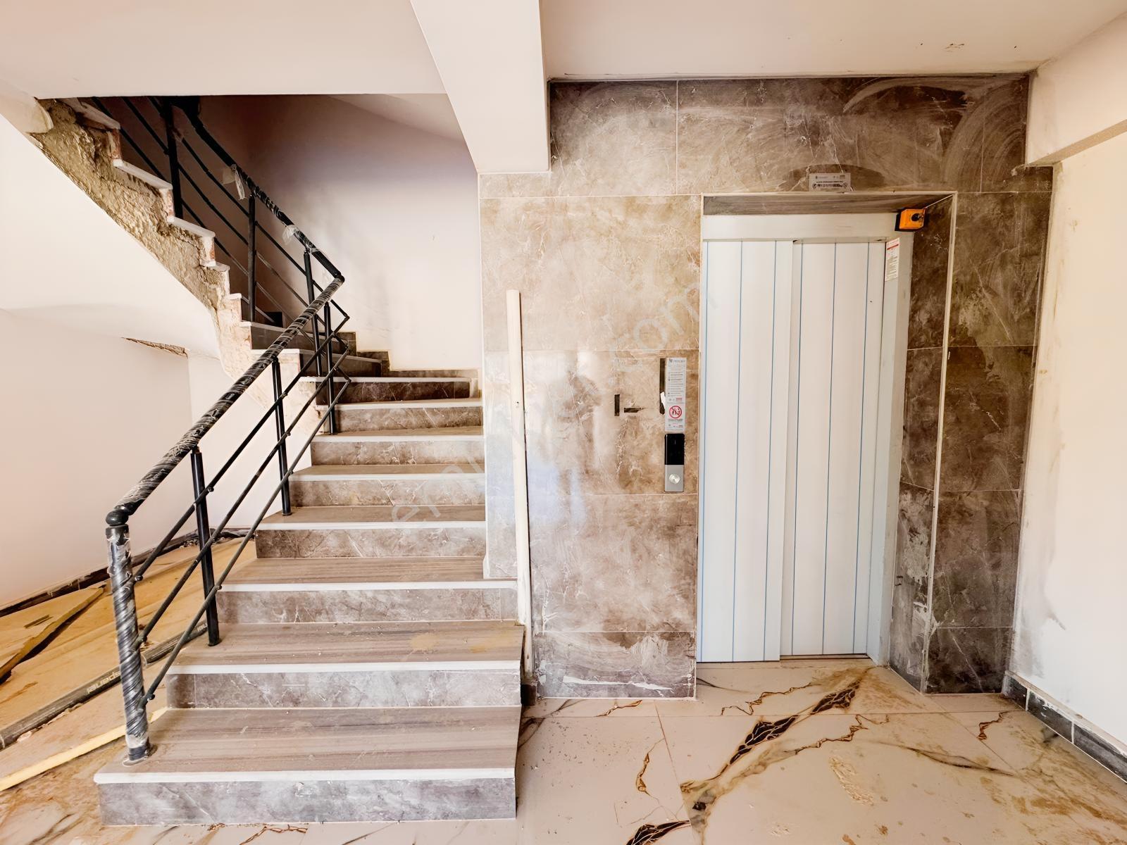 Blue Emlaktan Üniversite Bölgesinde Satılık Apart Daireler — fotoğraf 17