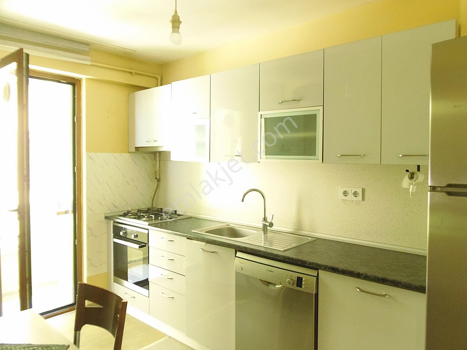 Sancaktepe Sarı Evler Sarıevler Satılık Kiracılı 2+1 Daire — fotoğraf 4