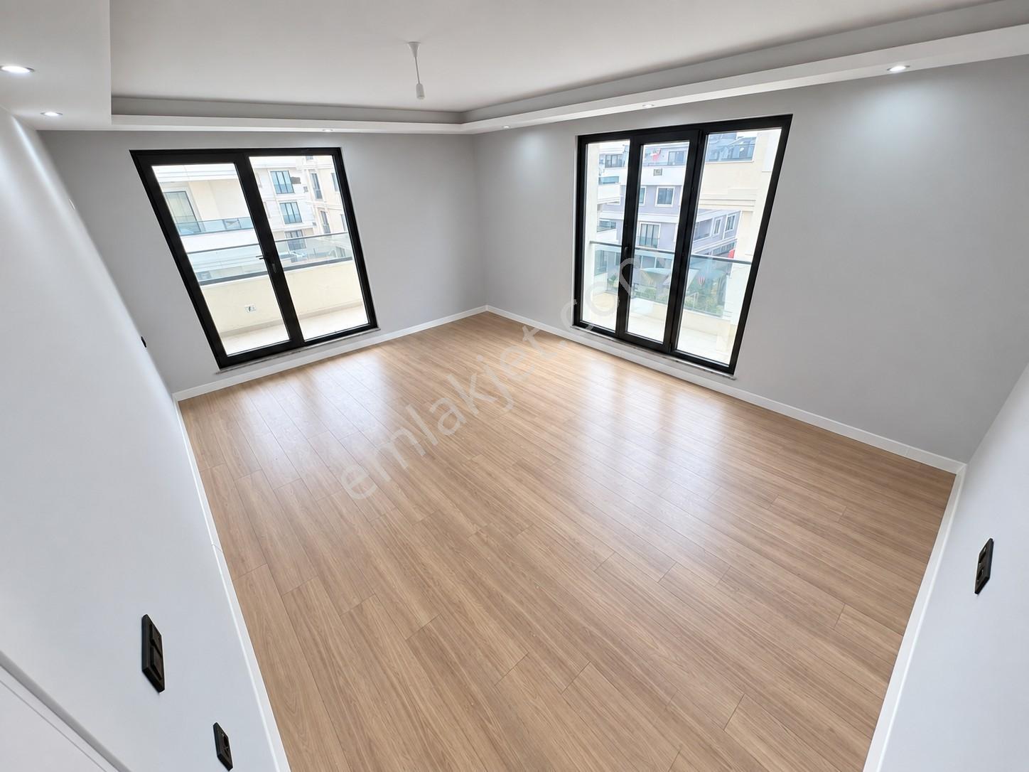 Darıca Bayramoğlu Sahile Yakın Satılık Sıfır Arakat 2+1 Daire — fotoğraf 2