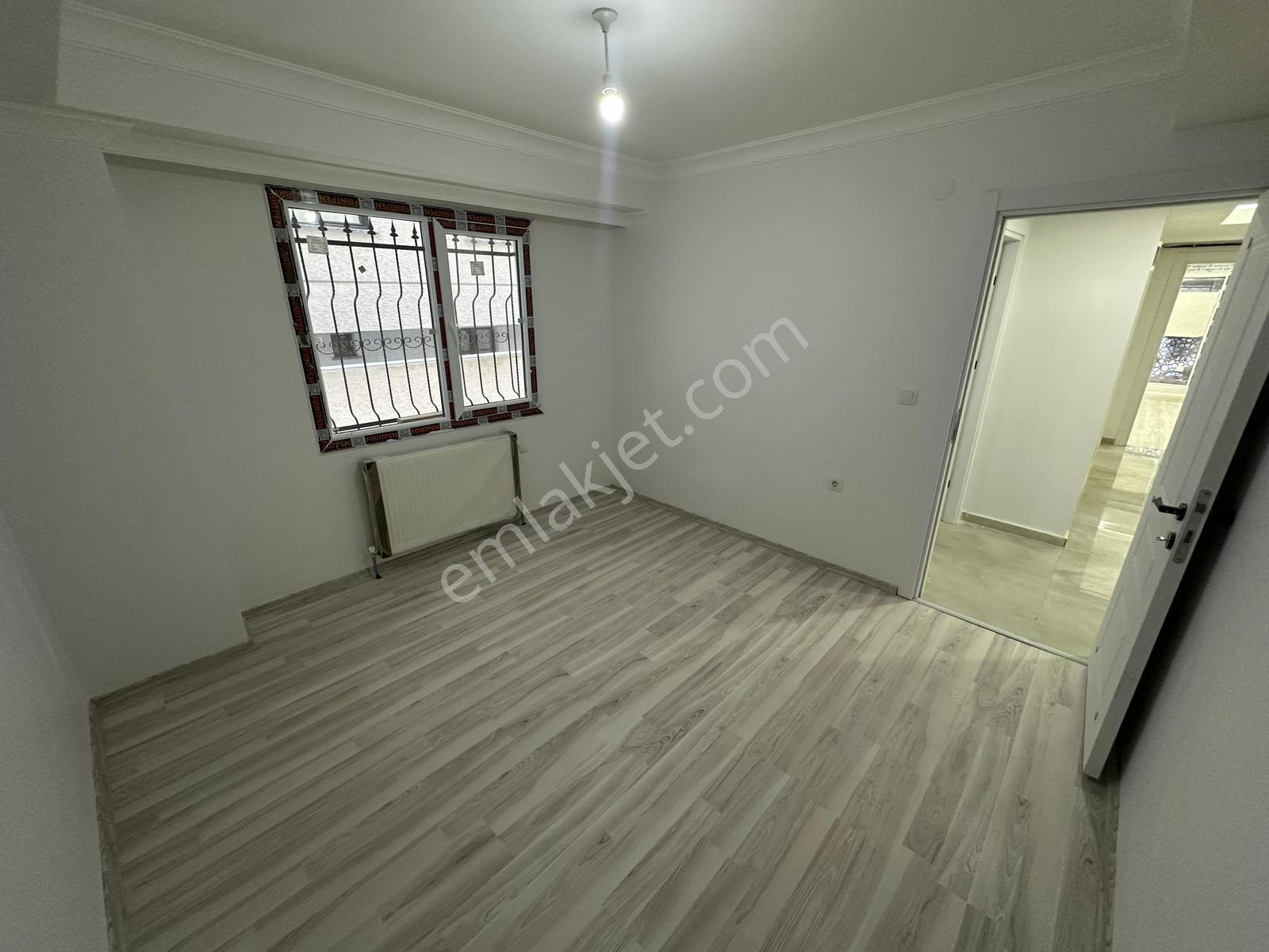 Family'den Şirinevler Otoparklı 25 M² Balkonlu Satılık 3+1 Daire — fotoğraf 9