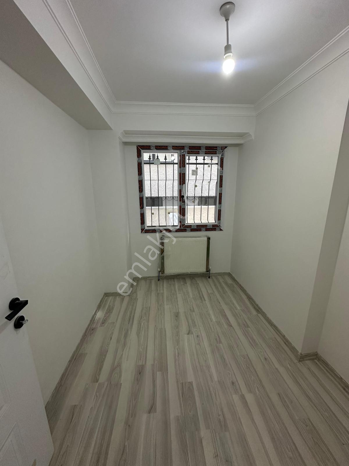 Family'den Şirinevler Otoparklı 25 M² Balkonlu Satılık 3+1 Daire — fotoğraf 14