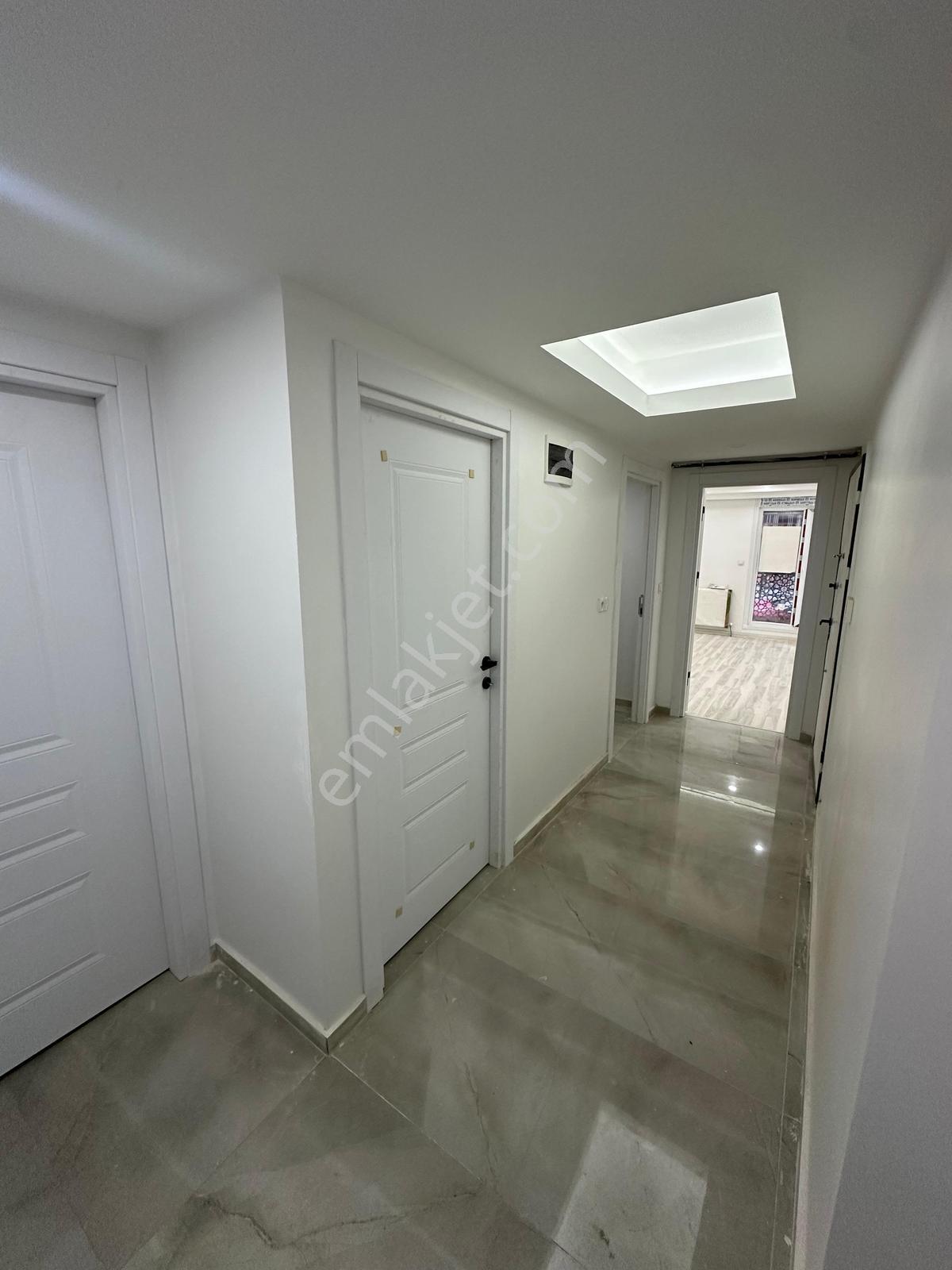 Family'den Şirinevler Otoparklı 25 M² Balkonlu Satılık 3+1 Daire — fotoğraf 23