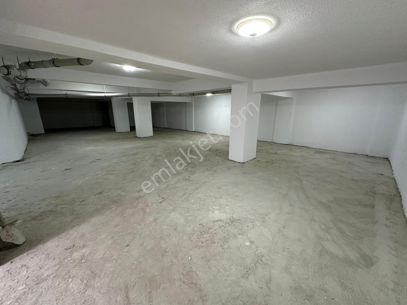Family'den Şirinevler Otoparklı 25 M² Balkonlu Satılık 3+1 Daire — fotoğraf 28