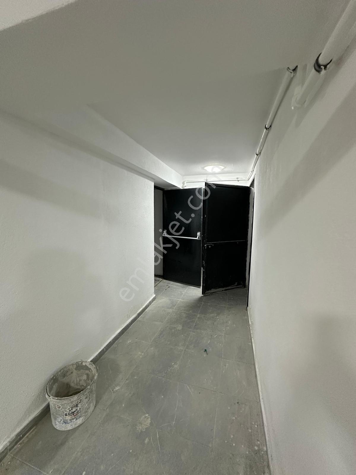 Family'den Şirinevler Otoparklı 25 M² Balkonlu Satılık 3+1 Daire — fotoğraf 30