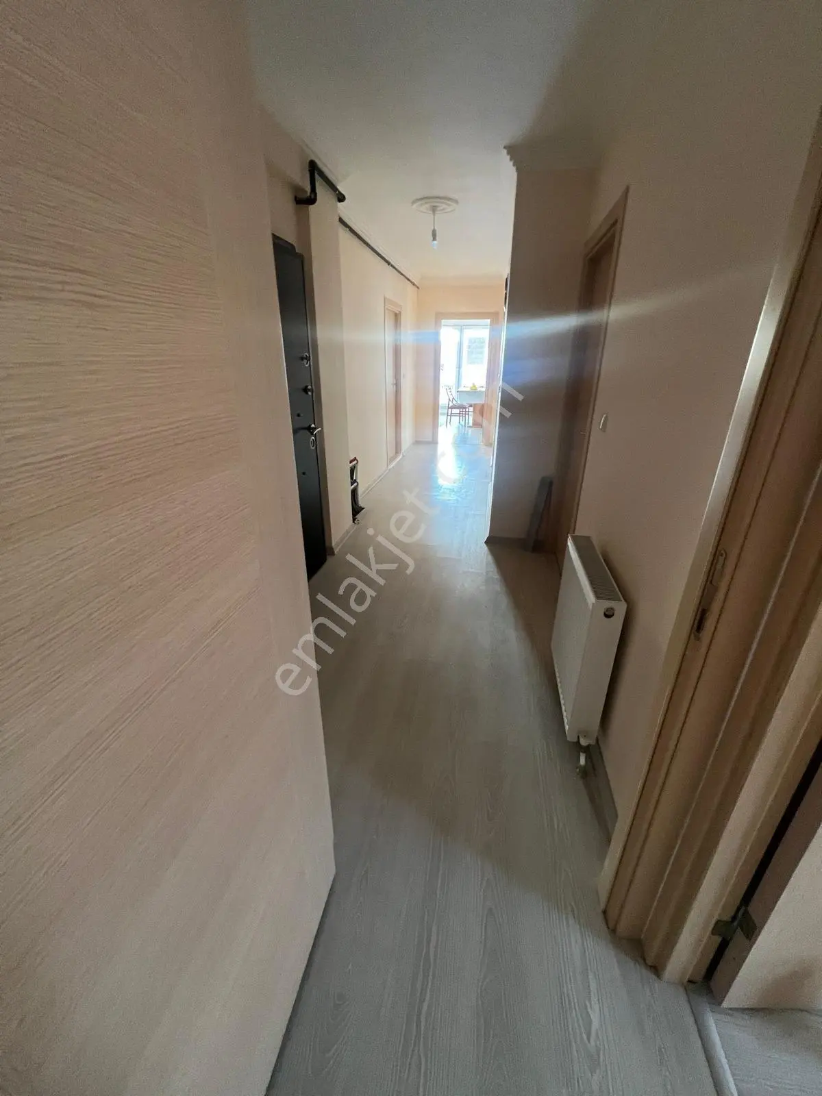 Arkadaş Emlaktan Bahçelievler Mah. Bahar 1. Cadde Üzerinde Satılık Daire — fotoğraf 13