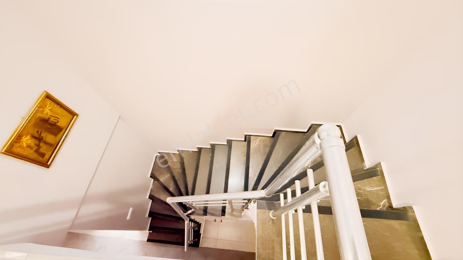Rba Dan Kurtuluş Da Adliye Yakını 4+1 Daire — fotoğraf 30