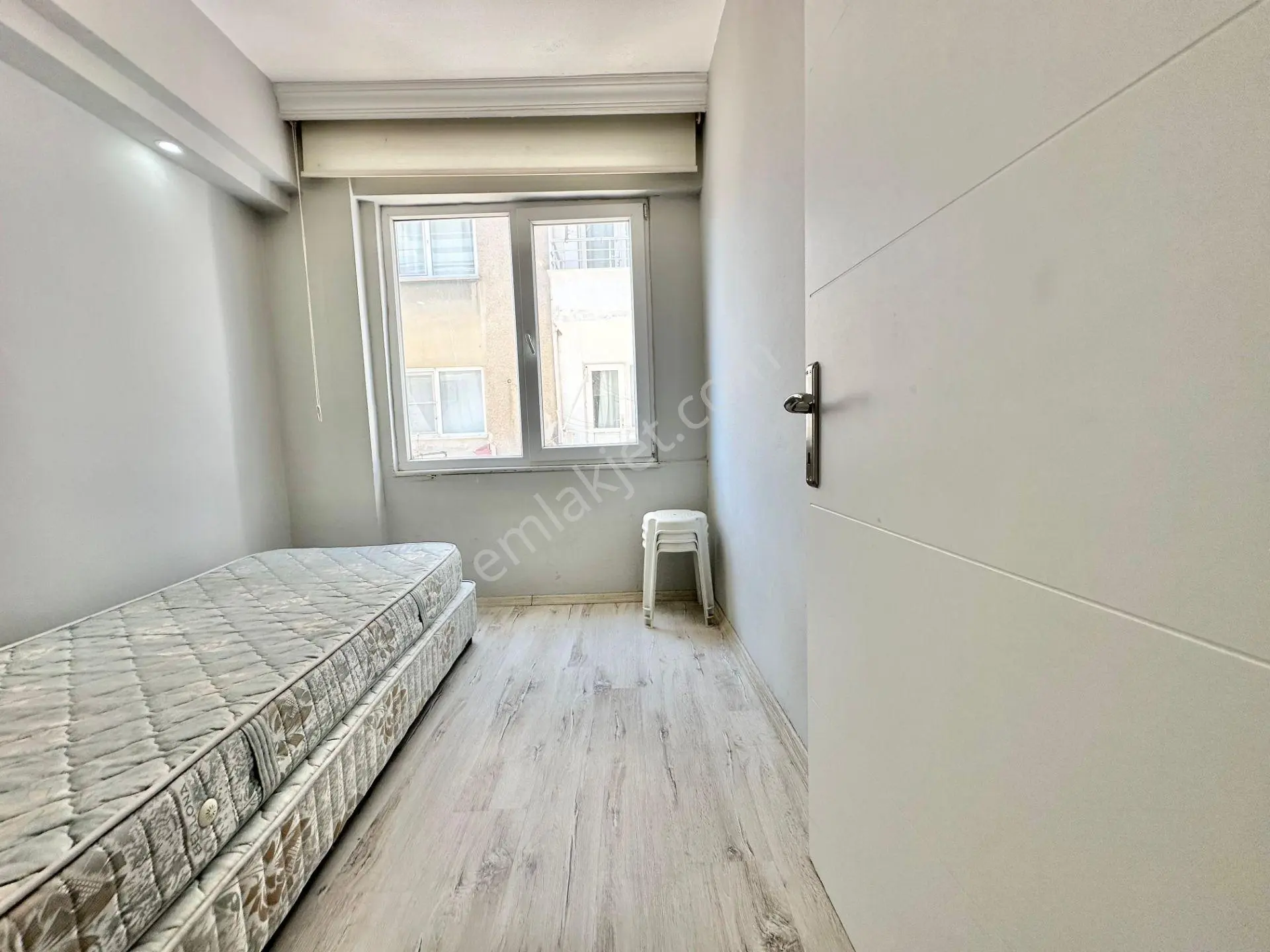 ꧁ay Emlaktan꧂akçay Merkezde Denize Sadece 200 Mt Ön Cephe Giriş Üstü Satılık 2+1 Masrafsız Daire — fotoğraf 27