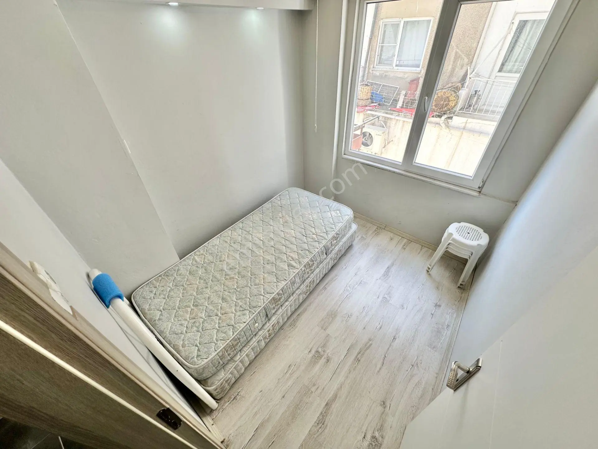 ꧁ay Emlaktan꧂akçay Merkezde Denize Sadece 200 Mt Ön Cephe Giriş Üstü Satılık 2+1 Masrafsız Daire — fotoğraf 30