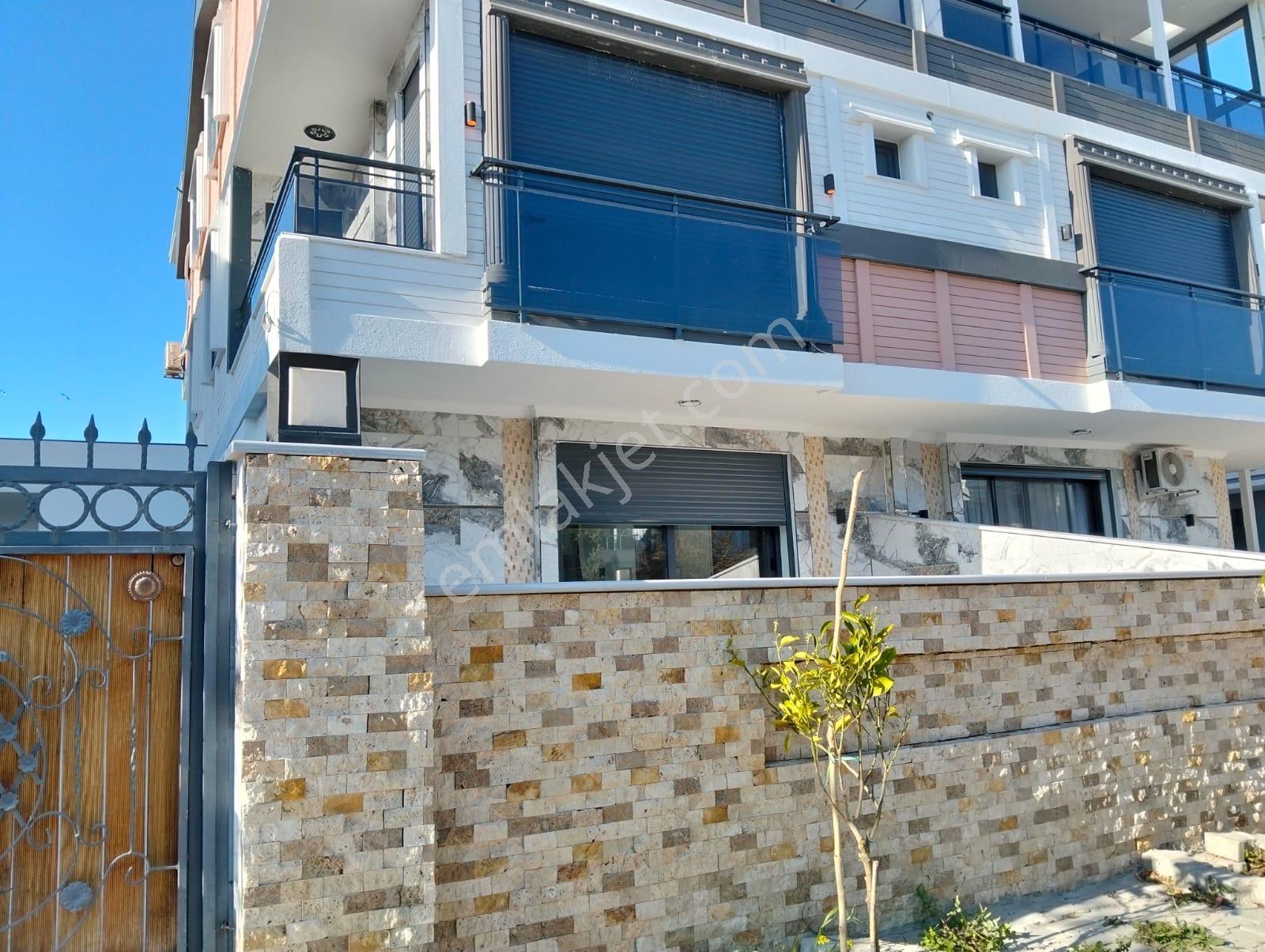 Aydın Didim Efeler Havuzlu 3+1 Satılık Villa — fotoğraf 2