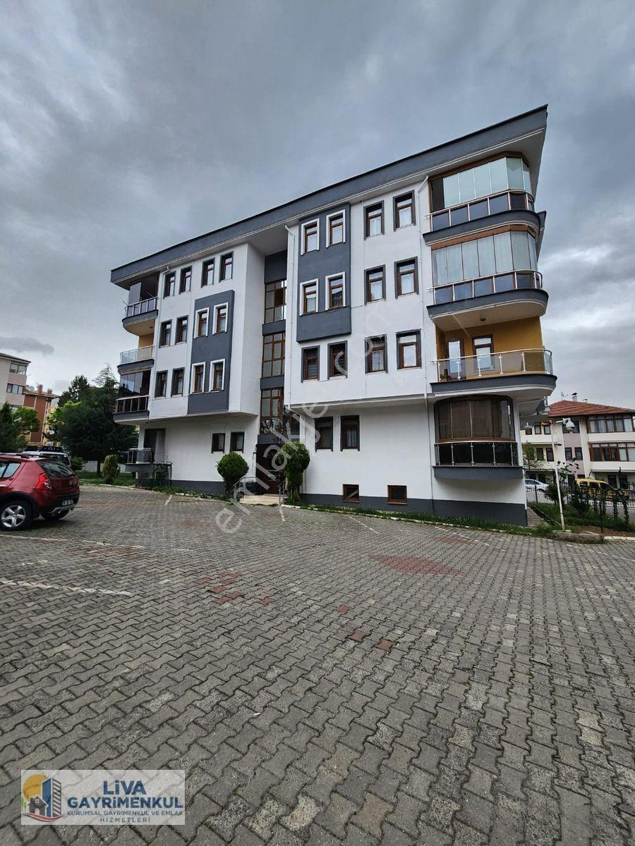 Karabük Safranbolu Emek Mahallesinde Merkezi Konumda Satılık 4+1 Daire — fotoğraf 5