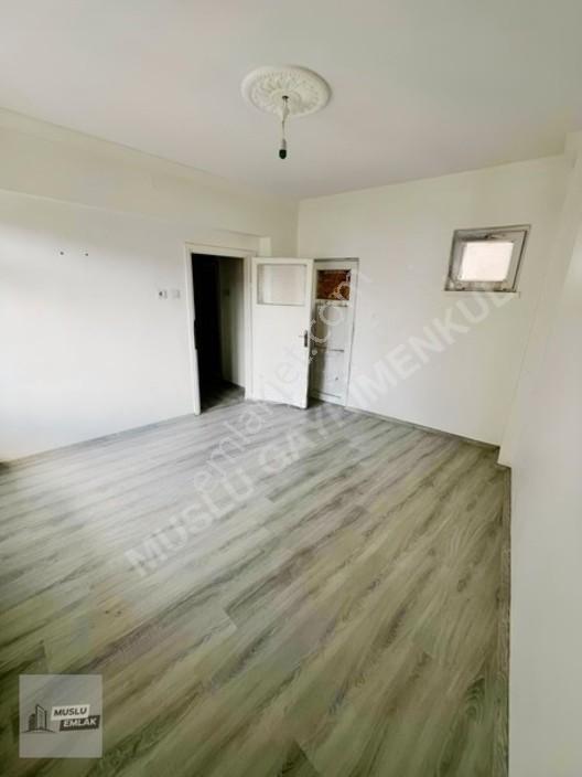 Yazı Çarşının Kalbinde | Cadde Cepheli | Yenilenmiş 3+1 — fotoğraf 12
