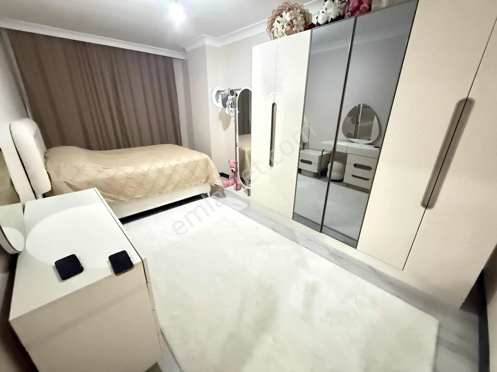 Mercan Emlaktan Kapalı Otoparklı Asansörlü Sitede 2+1 Sıfır — fotoğraf 27