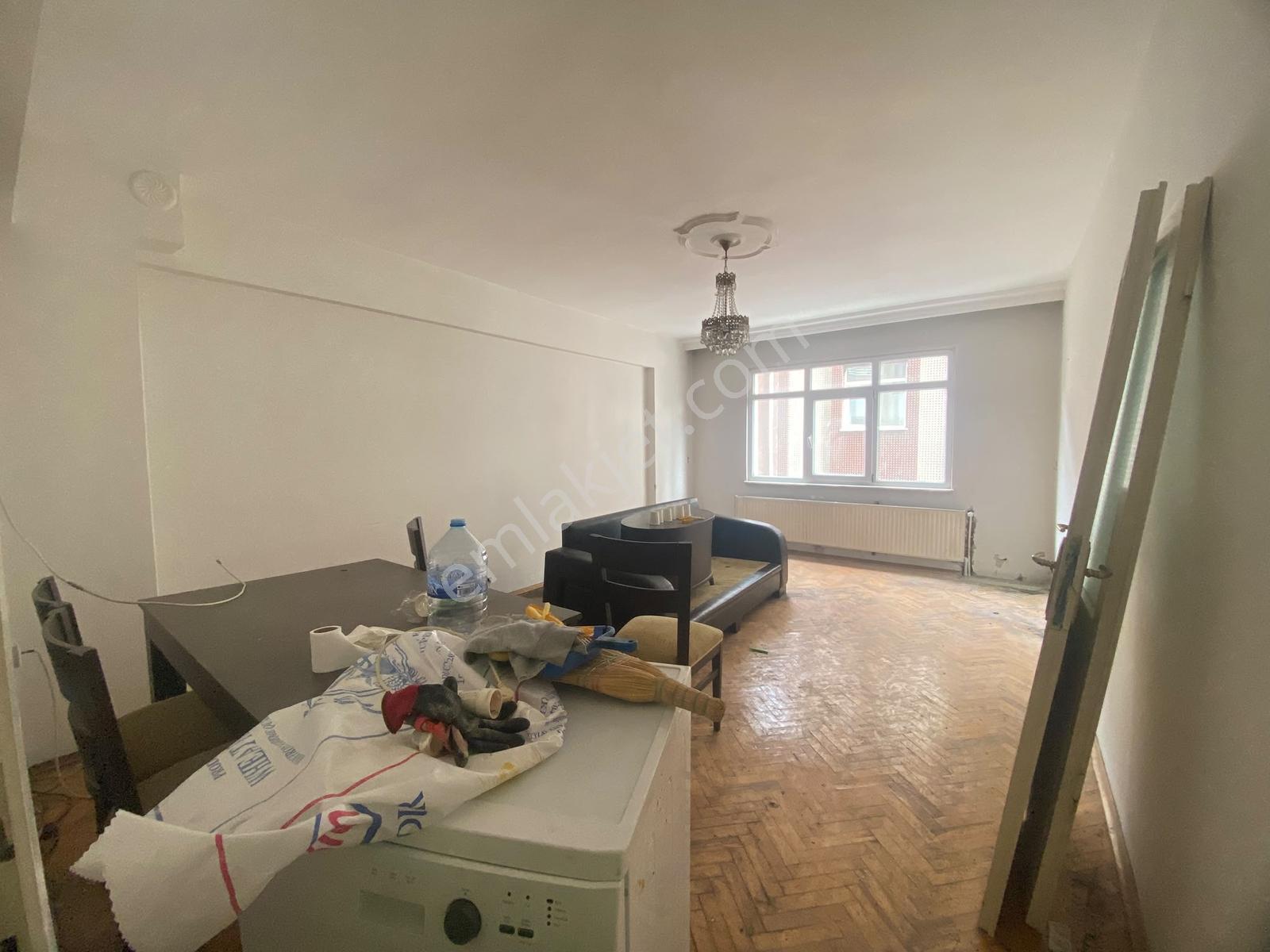 Hisar'dan Merkezi Konum'da Asansörlü 1.kat 3+1 Masraflı Daire — fotoğraf 3