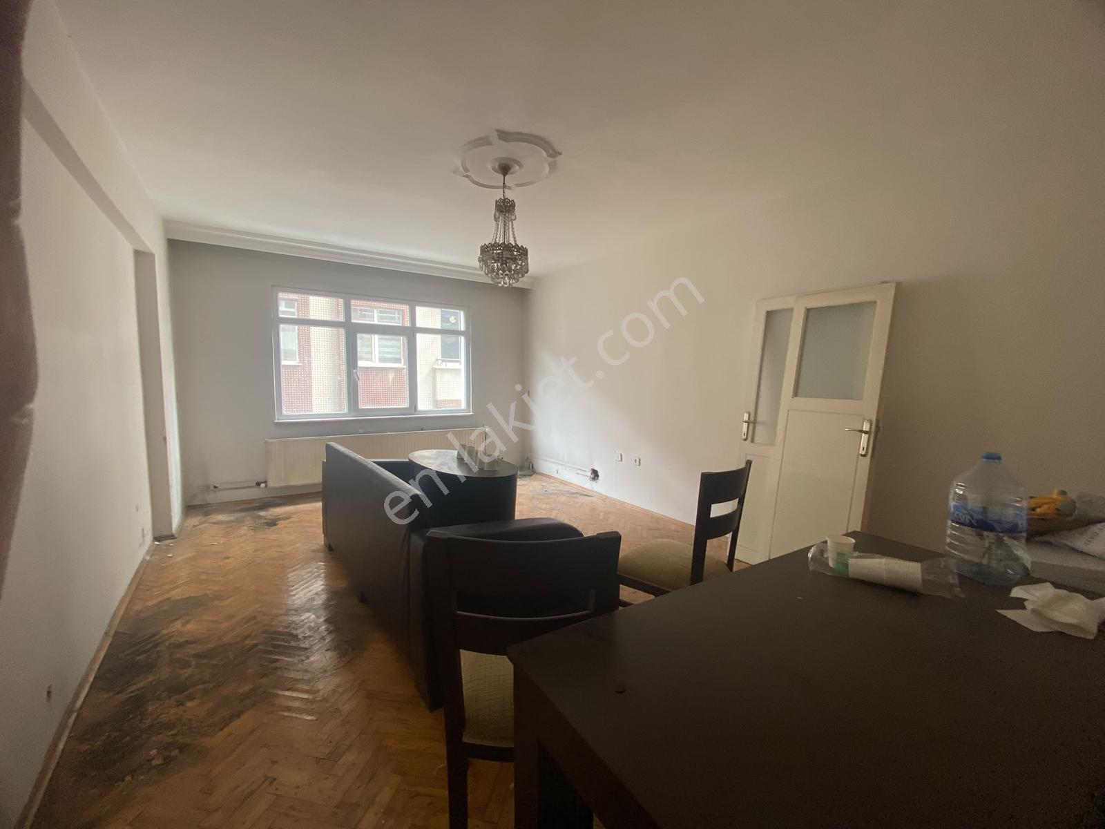 Hisar'dan Merkezi Konum'da Asansörlü 1.kat 3+1 Masraflı Daire — fotoğraf 7