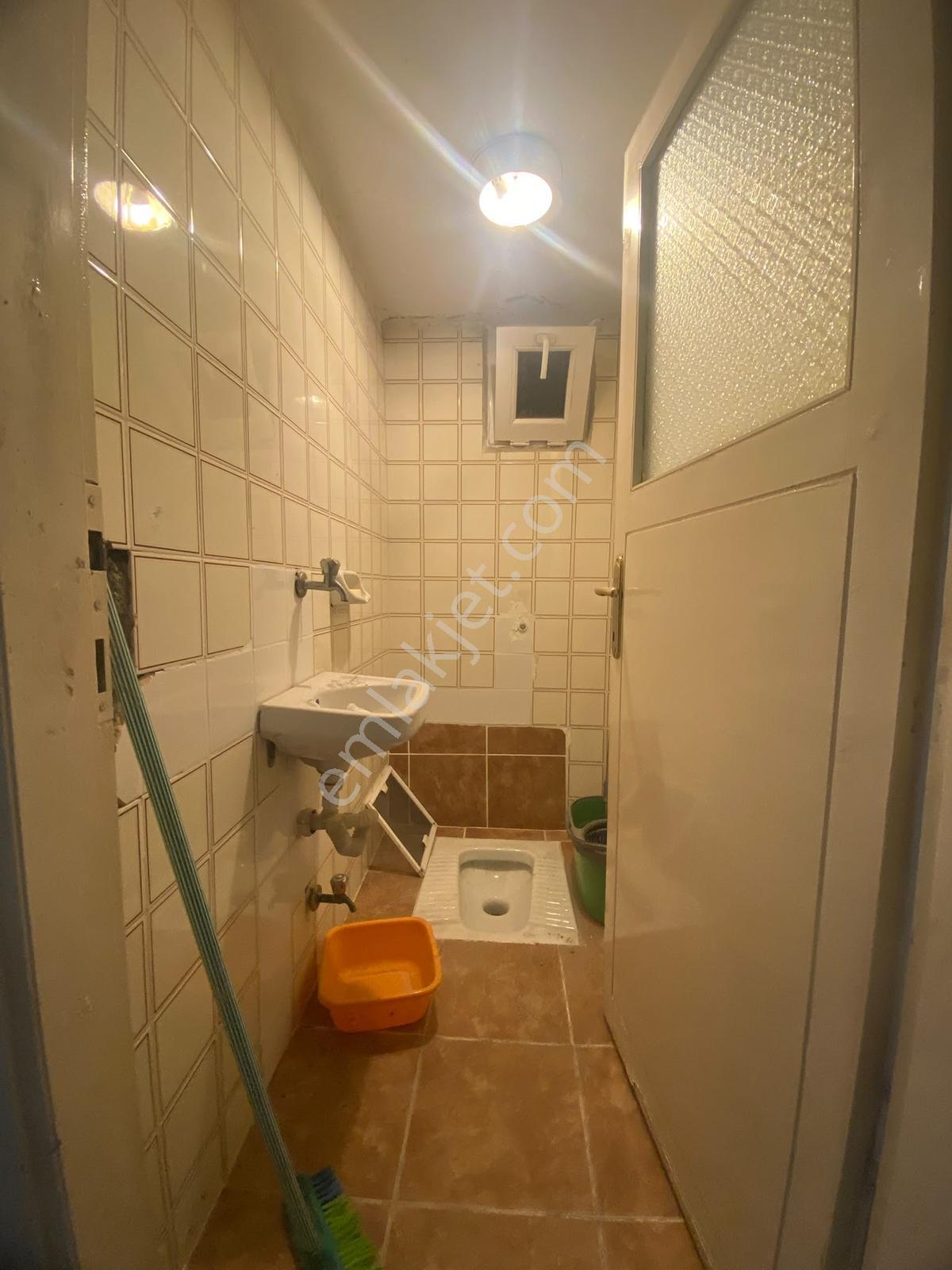 Hisar'dan Merkezi Konum'da Asansörlü 1.kat 3+1 Masraflı Daire — fotoğraf 23
