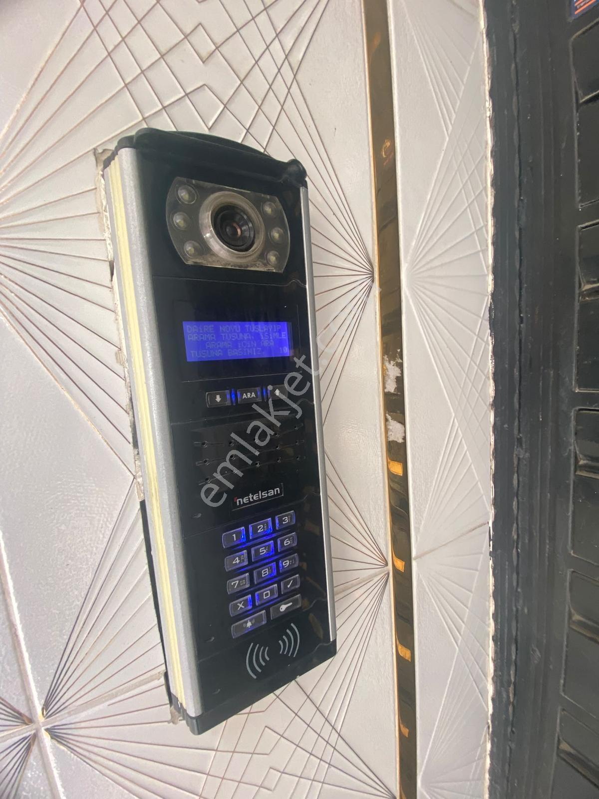 Hisar'dan Merkezi Konum'da Asansörlü 1.kat 3+1 Masraflı Daire — fotoğraf 26